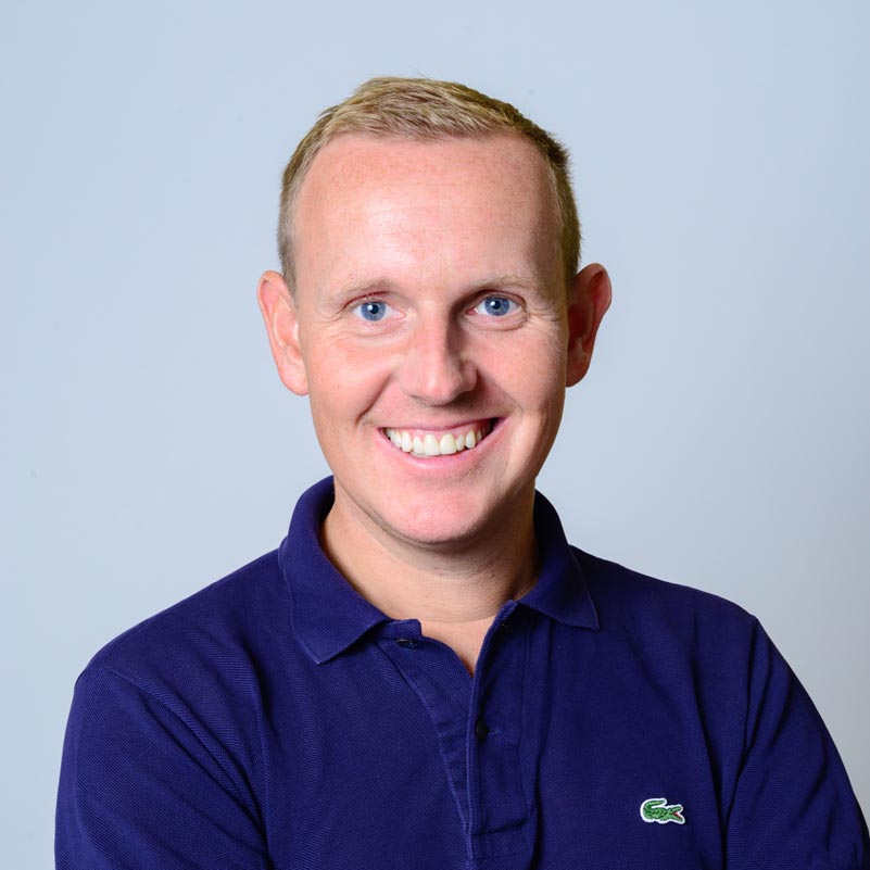 Måns Möller - Komiker, föreläsare och programledare.